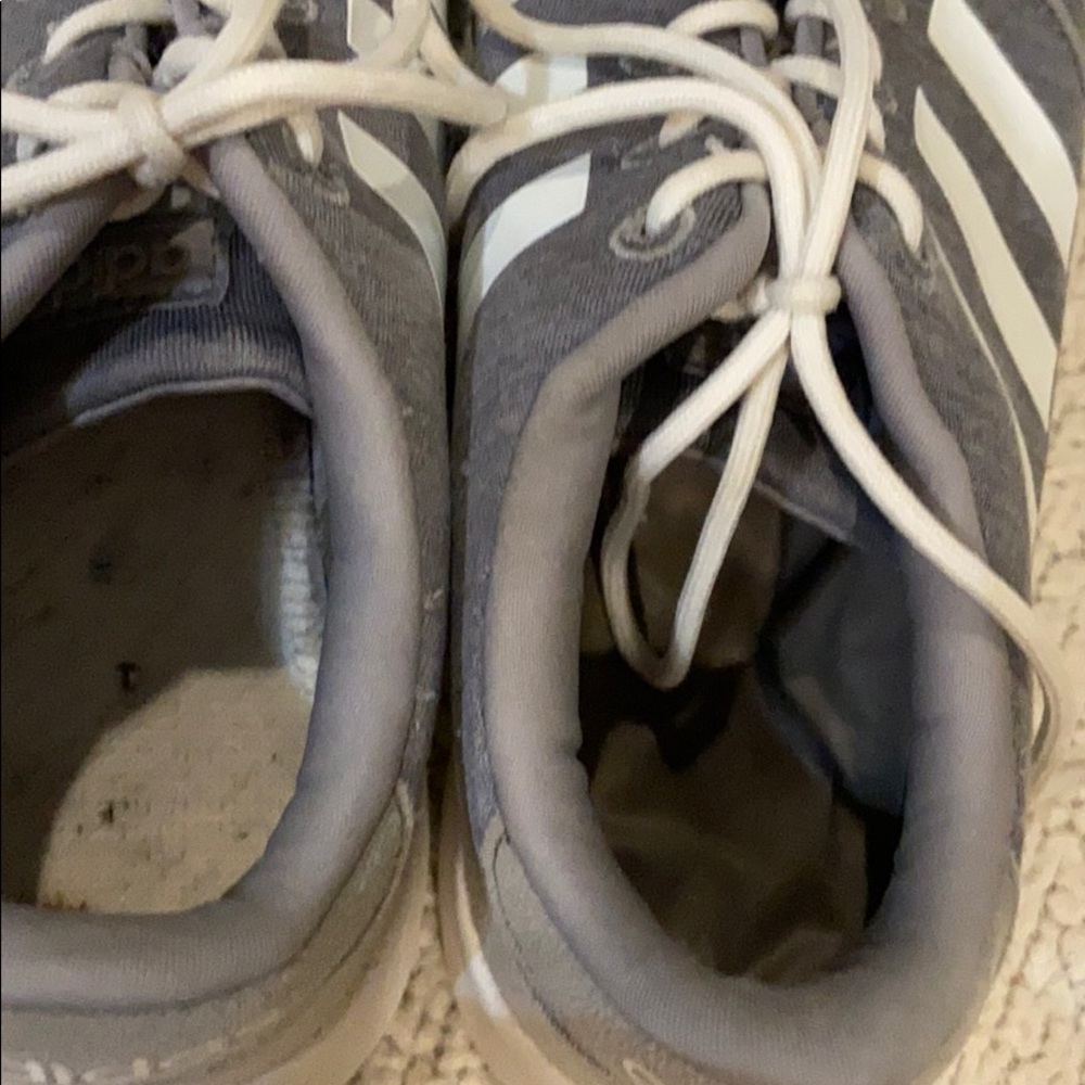 Shoes - Picture 4 of 5